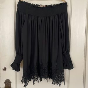 Anthropologie off the shoulder tunic EUC